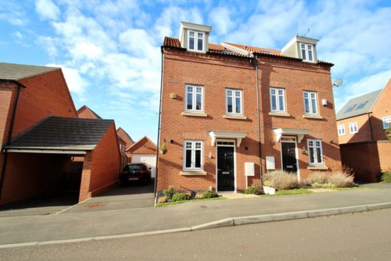 3 Bedroom Semi-Detac...